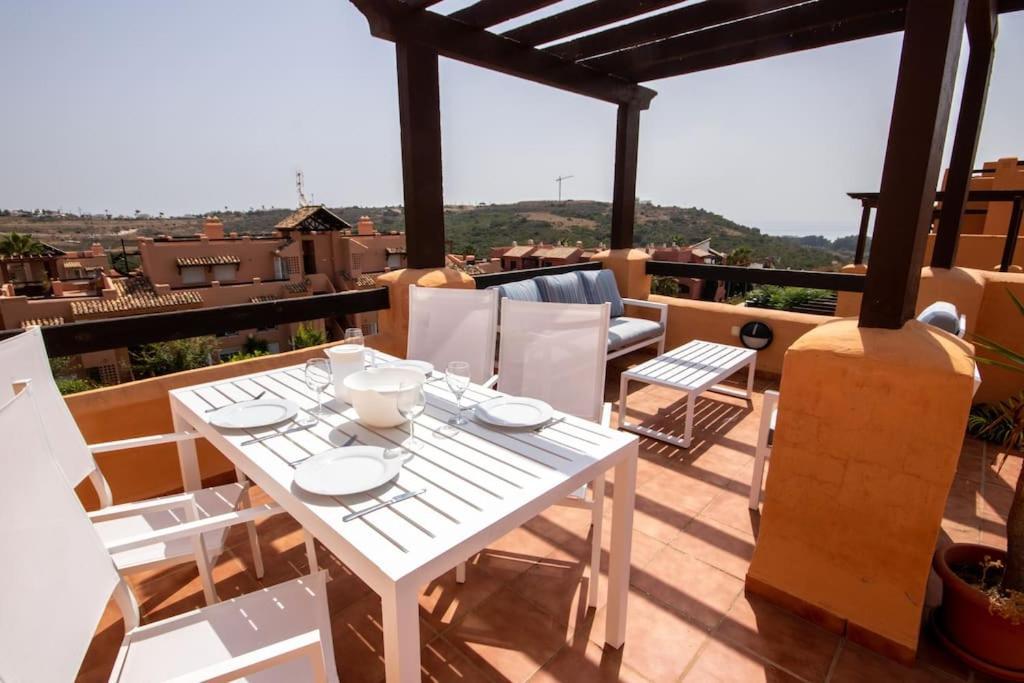 Penthouse With Roof Terrace, Bbq, Pool- And Sea Views Apartamento Buenas Noches