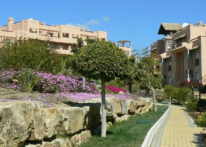 Penthouse With Roof Terrace, Bbq, Pool- And Sea Views