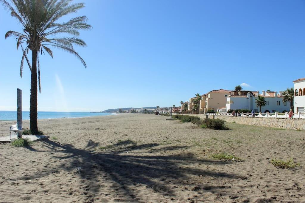 Penthouse With Roof Terrace, Bbq, Pool- And Sea Views * Buenas Noches